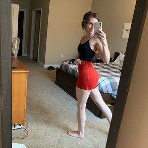 Alphalete shorts red !